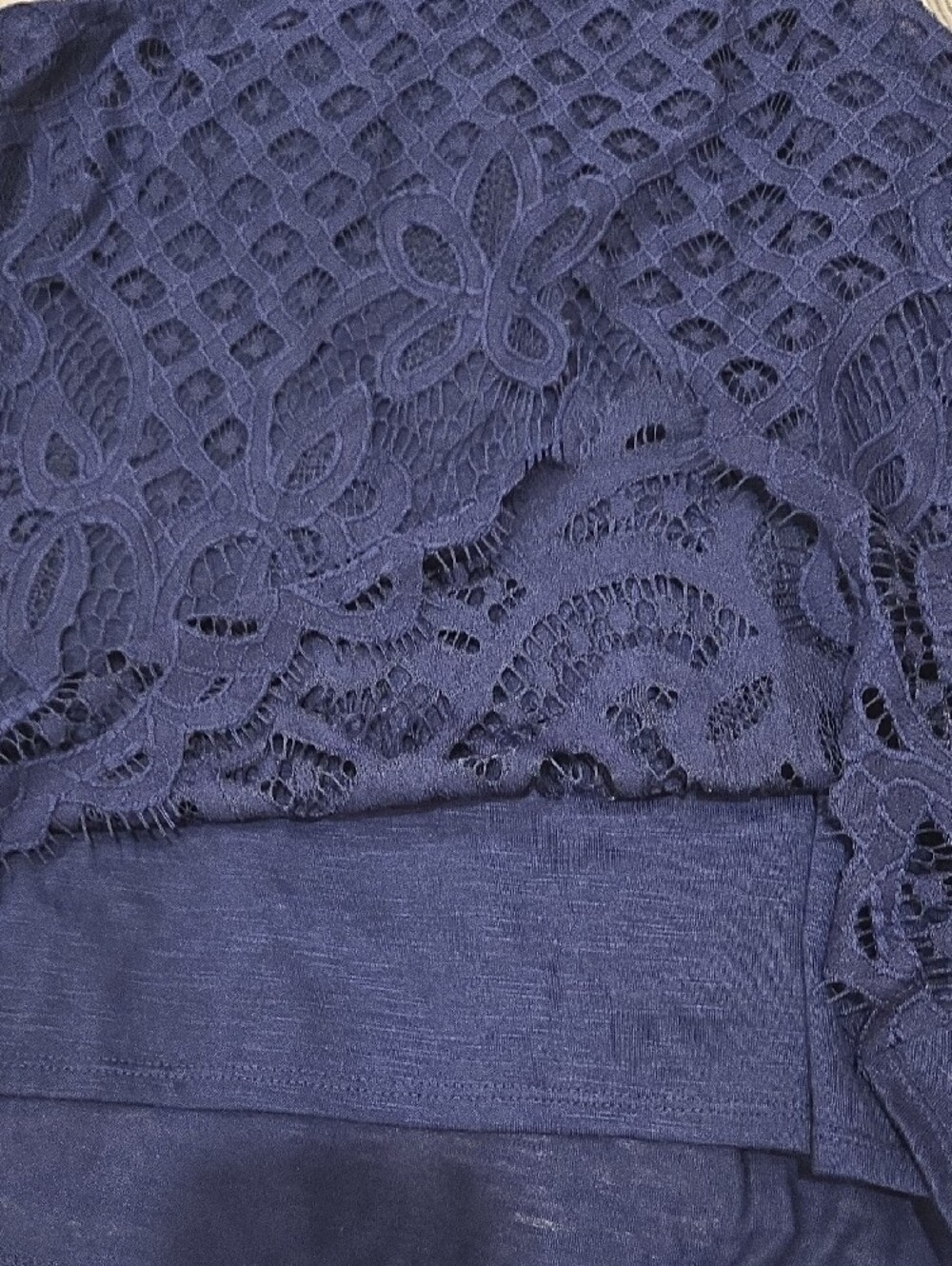 3/15$ Rewind Navy Sleeveless Lace Mock Neck Halter Top - Picture 4 of 4